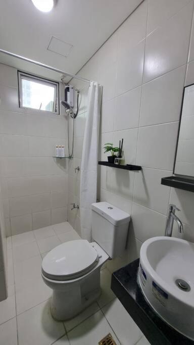 Spacious 2Br Condo San Lorenzo Place 4Km Airport Manila Eksteriør billede