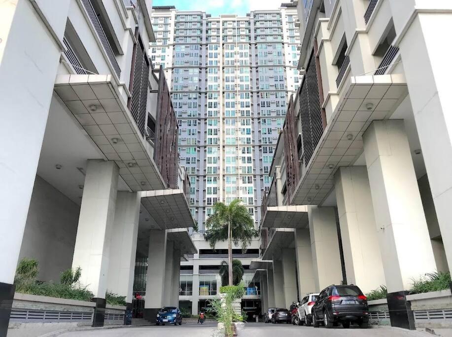 Spacious 2Br Condo San Lorenzo Place 4Km Airport Manila Eksteriør billede